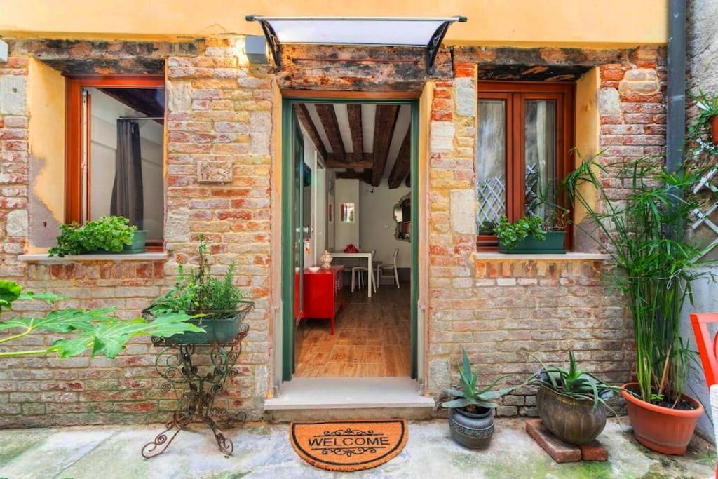Ca 3 Leoni - Romantic House In The Heart Of Velence Kültér fotó