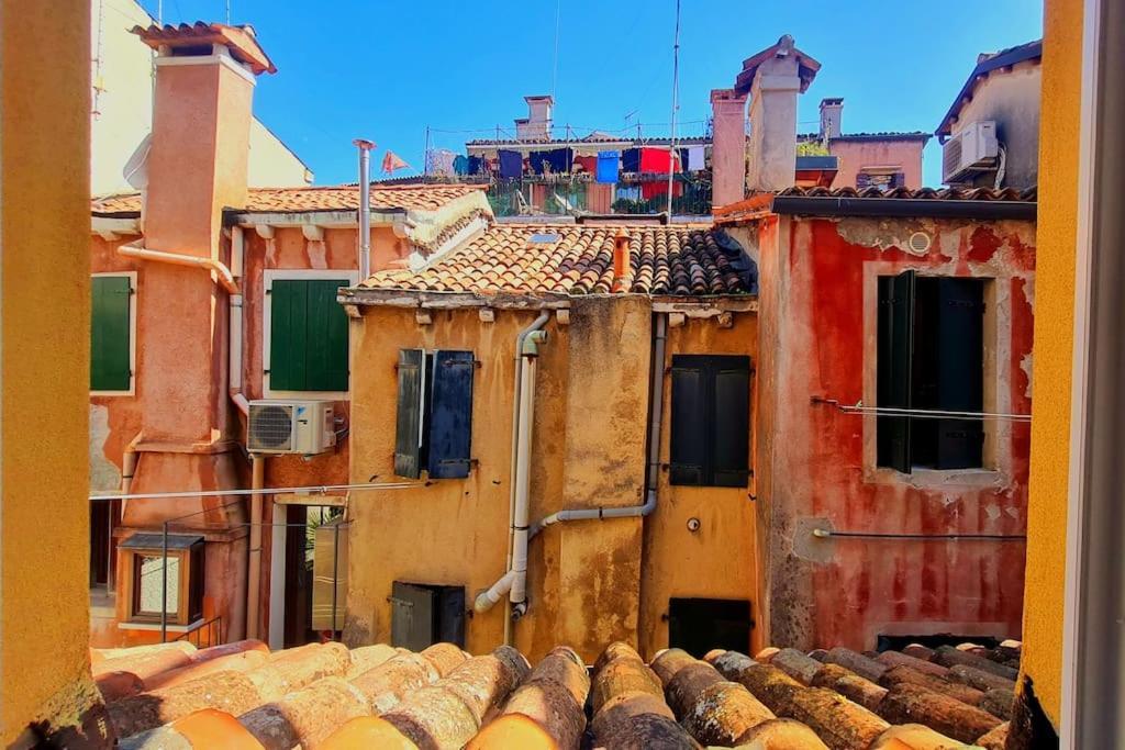 Ca 3 Leoni - Romantic House In The Heart Of Velence Kültér fotó